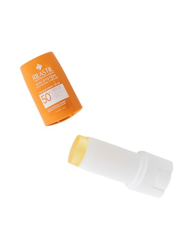 Rilastil Sun System Stick... Rilastil Sun System Stick...